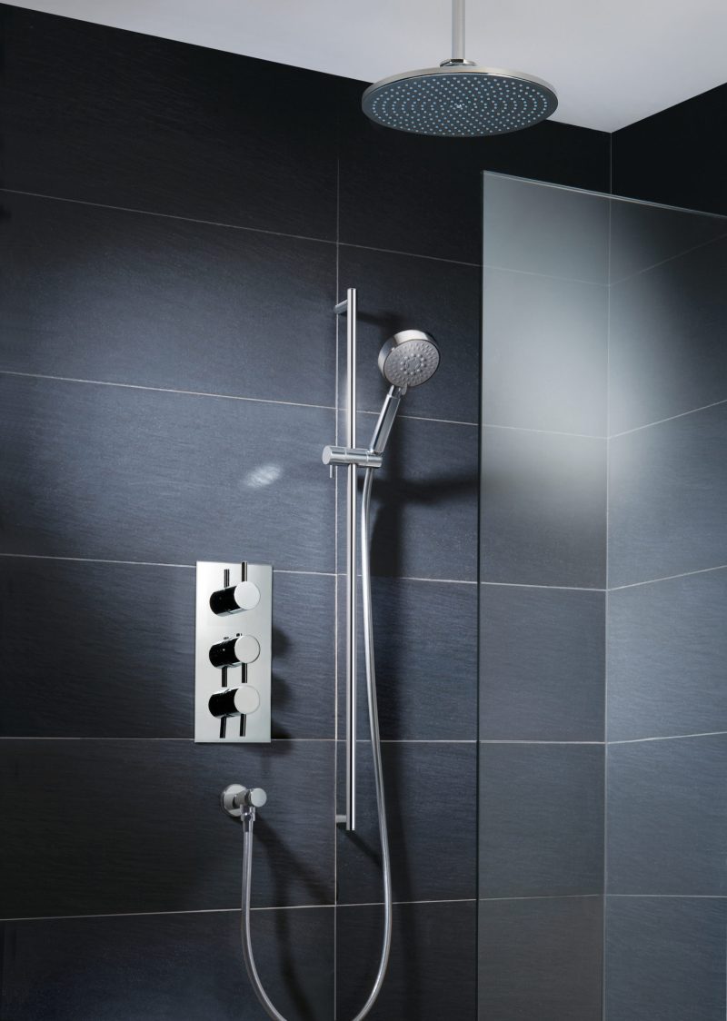 Florence Thermostatic Concealed 3 Outlet Shower Valve, Vertical - Image 3