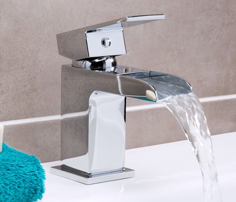 Cami Basin Mixer