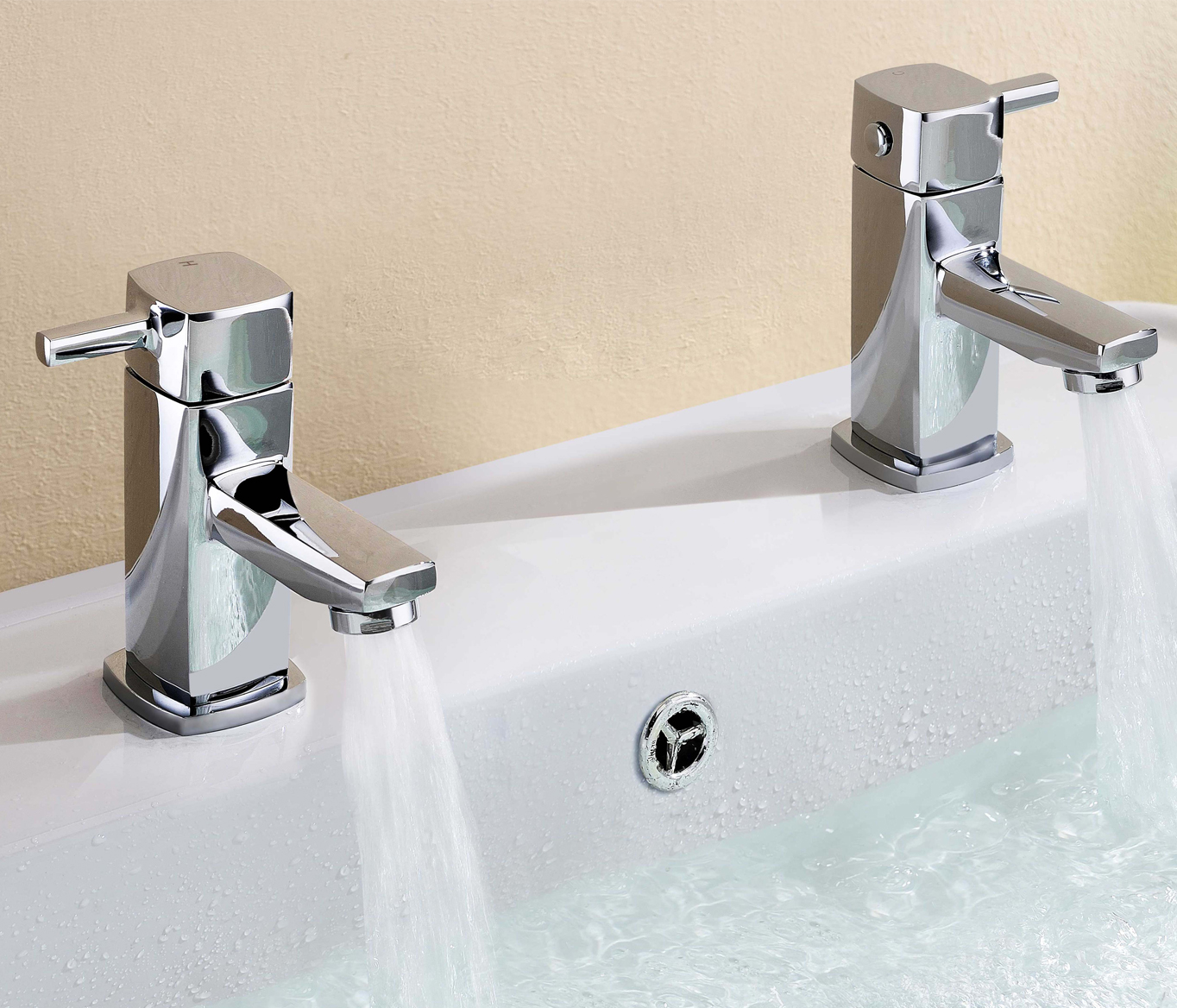 Milo Bath Taps