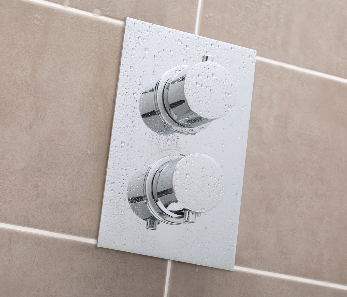 Round 1 Outlet Thermostat